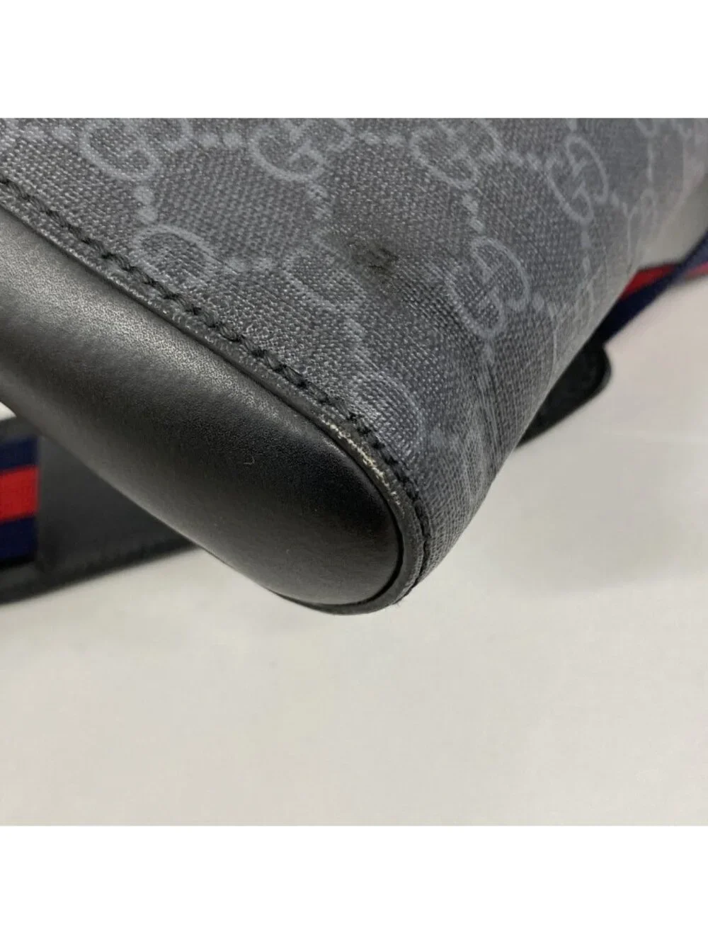 Gucci Shoulder Bag GG Supreme Black Silver